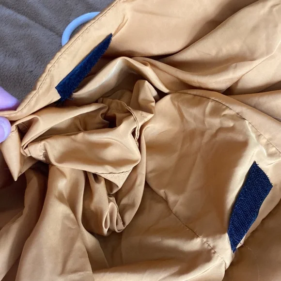 Kendall & Kylie Crop Puffer - Picture 7 of 10